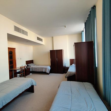 Oasis Hostel 阿布扎比 外观 照片